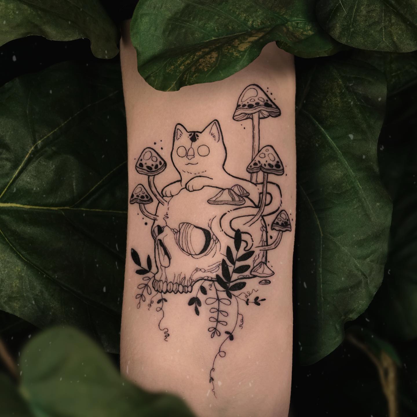 Divertido Diseño de Tatuaje de Gato Encantador