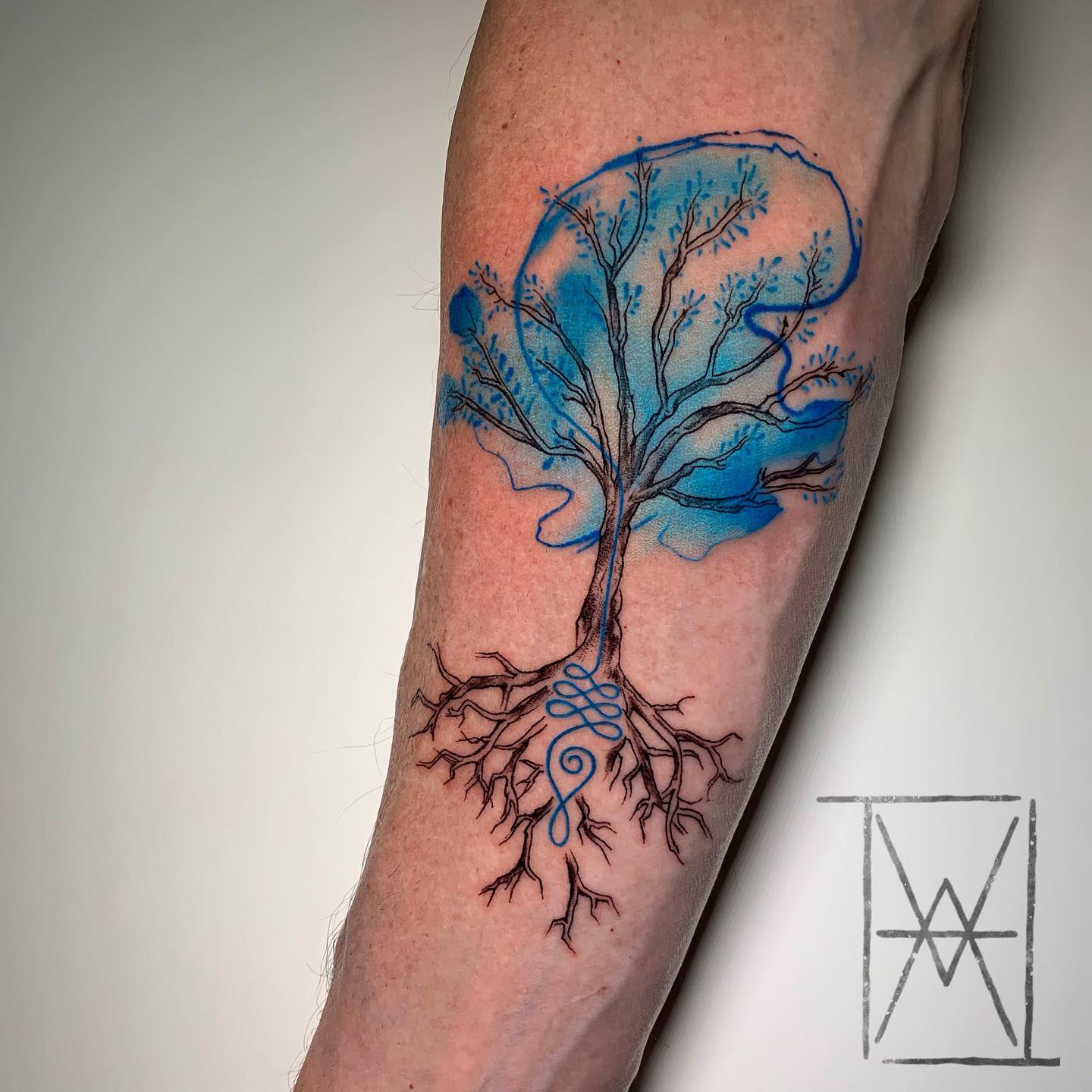Tatuaje de Árbol de la Vida en Azul Marino