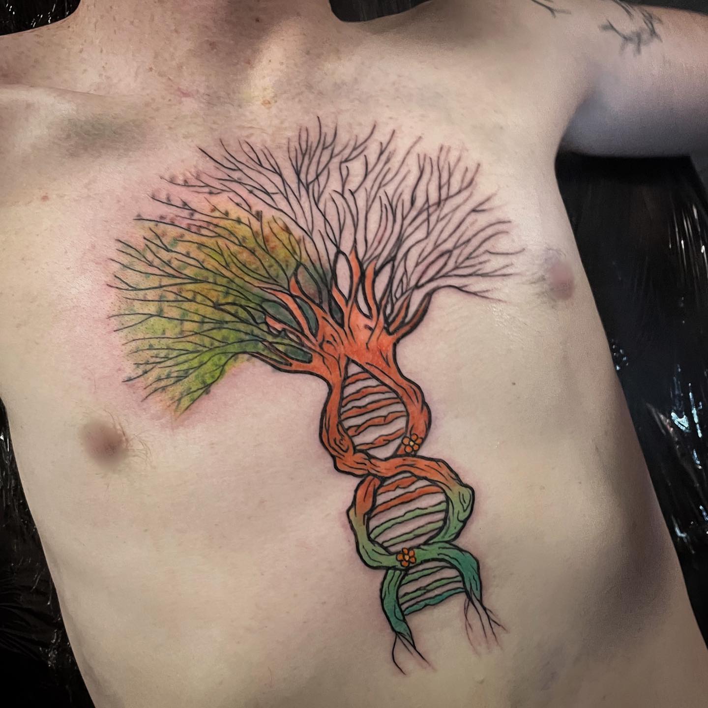 Tatuaje en el pecho Diseño Árbol de la Vida